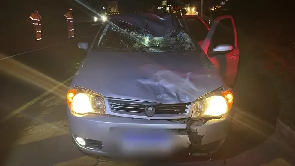 Caminhoneiro morre atropelado ao atravessar a MG-050, em Itaúna
