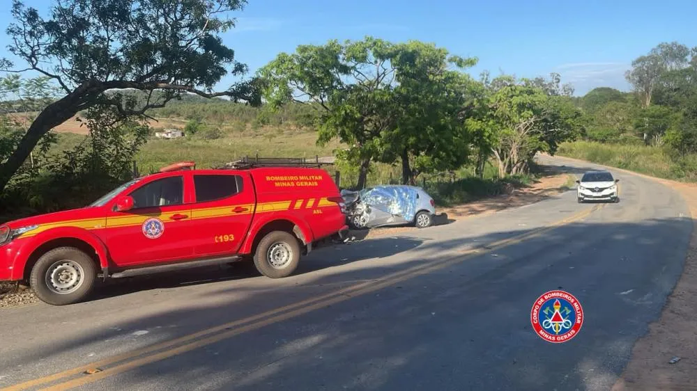 Polícia Civil investiga motorista após acidente que matou casal na MG-252, em Perdigão