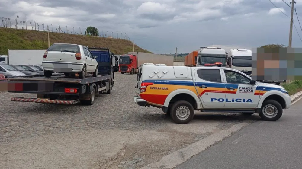  Homem é preso com veículo furtado no povoado dos Gomes, em Pará de Minas